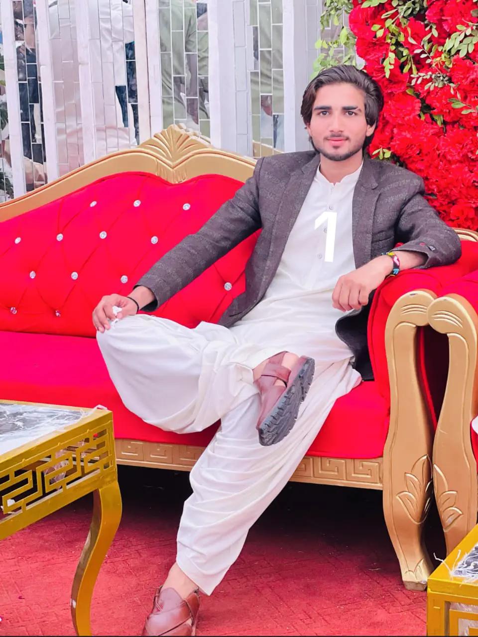 @Fahad JaNai 😎