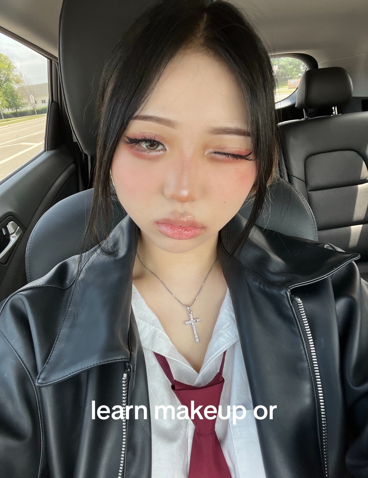 @chloe