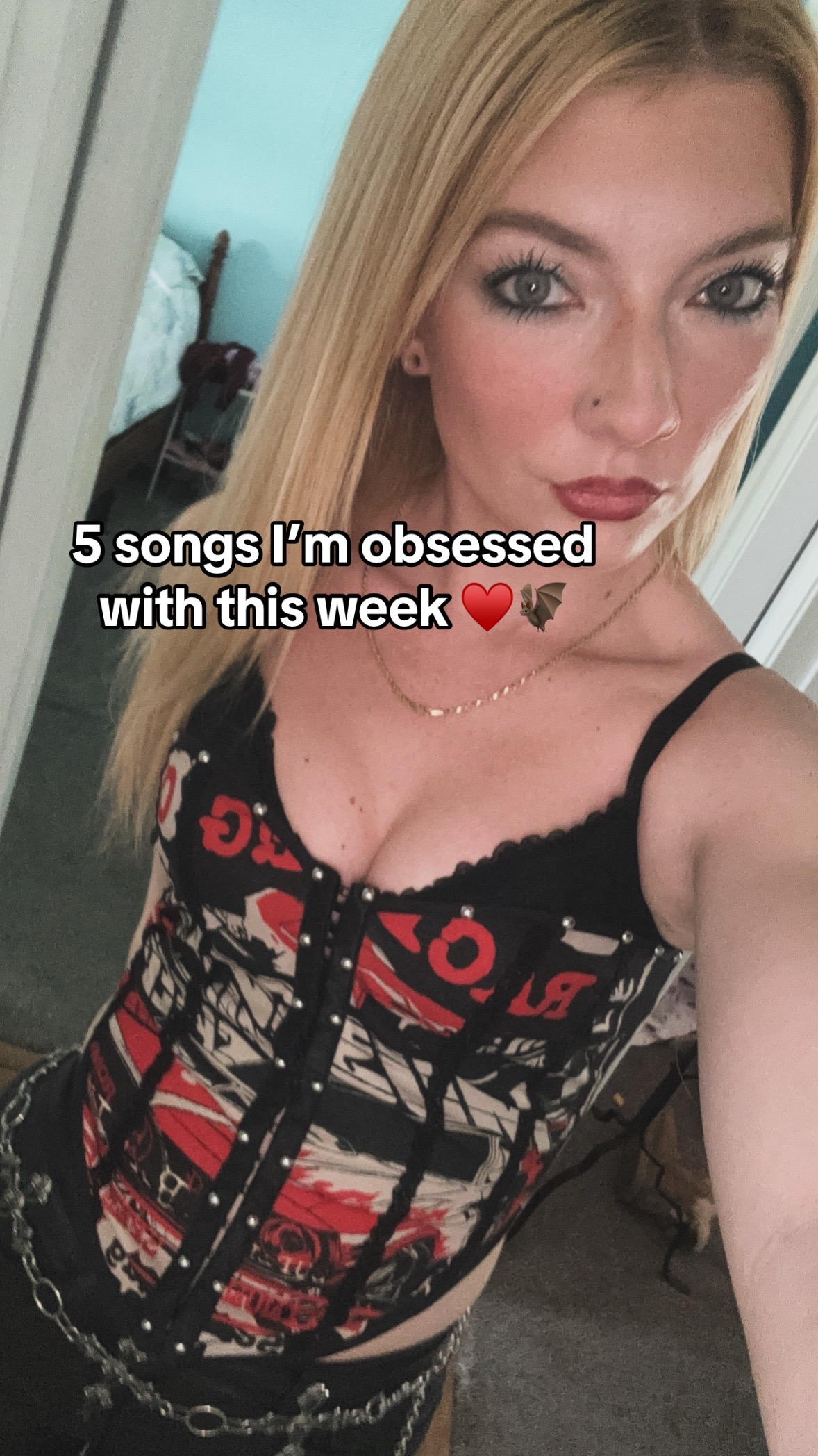 @T👑