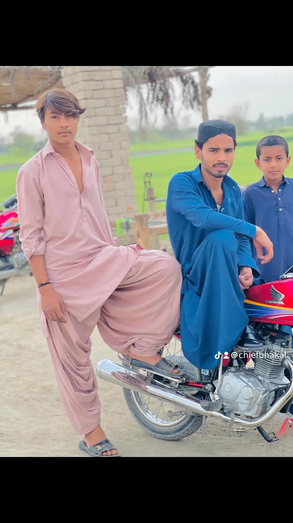 @asad bhakal بھ۔کل