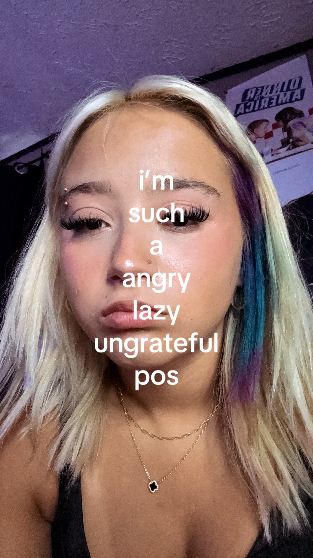 @⃟