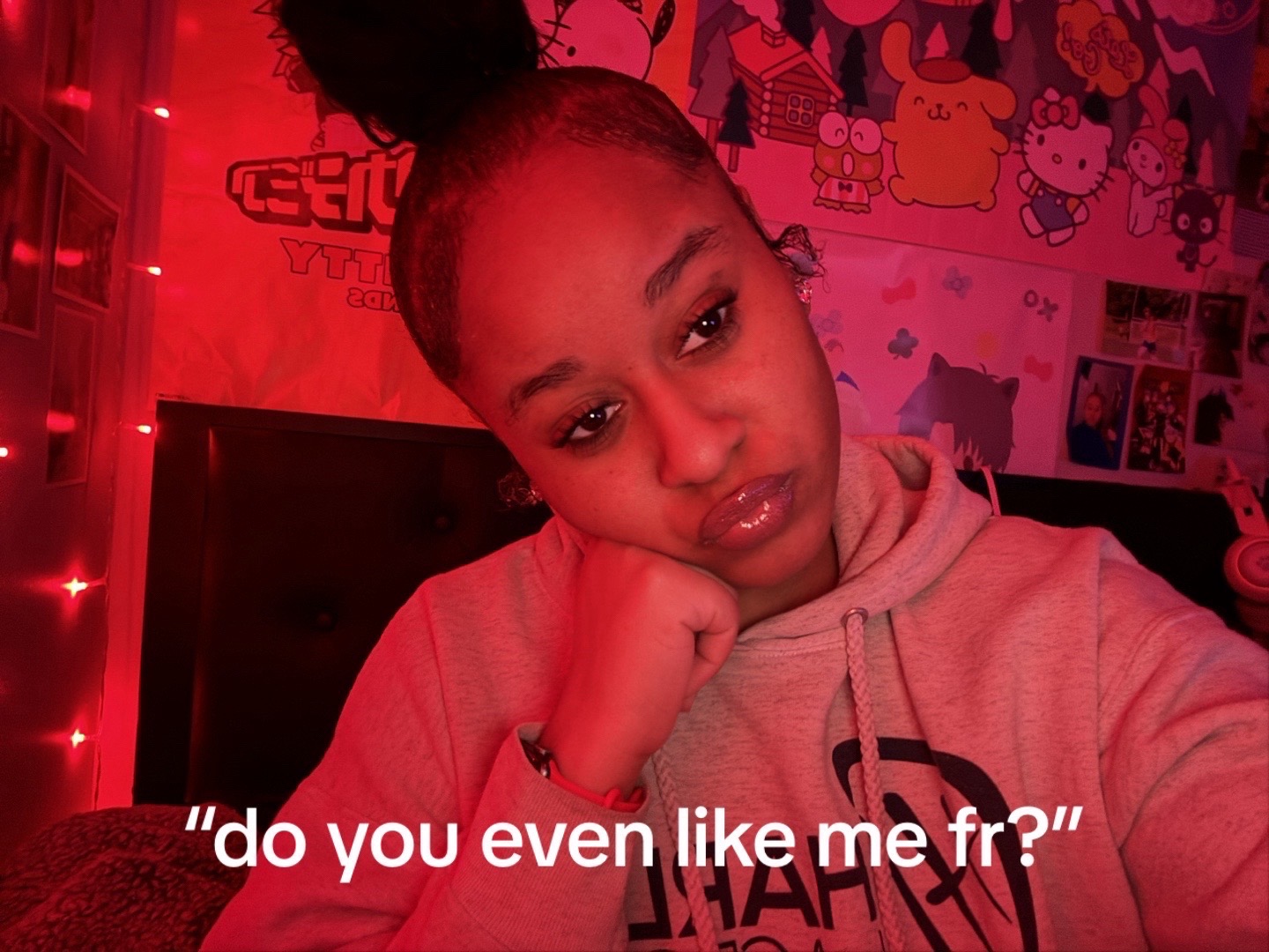 @Nik♡.