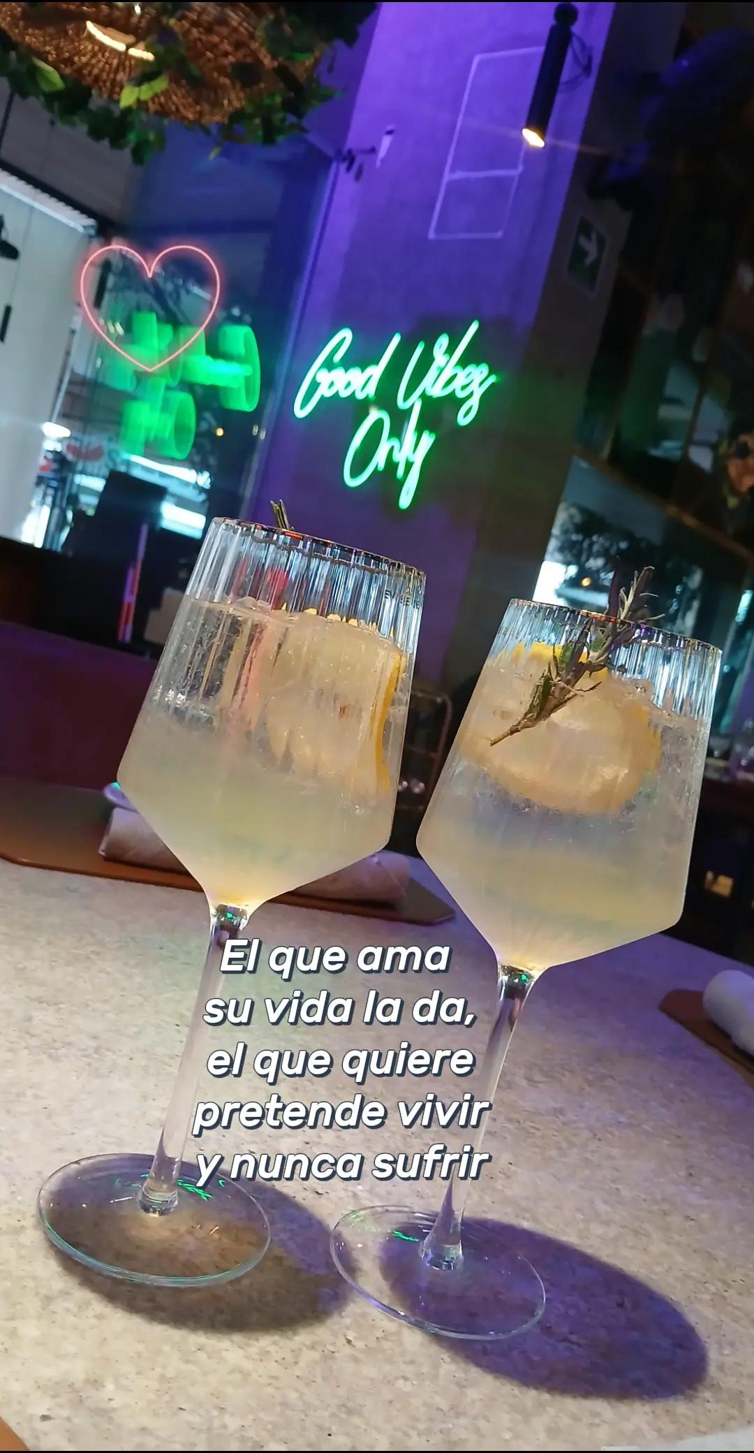 @La chivis⚘️⚘️⚘️🍷☕️💝