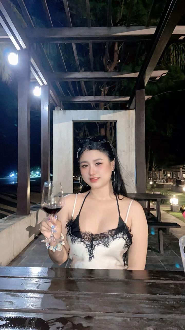 @Amelia Boo710