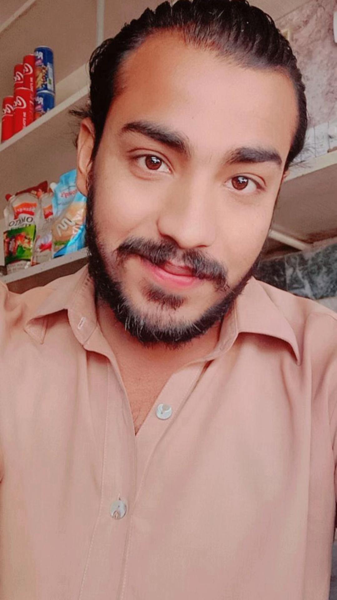 @Aliraza