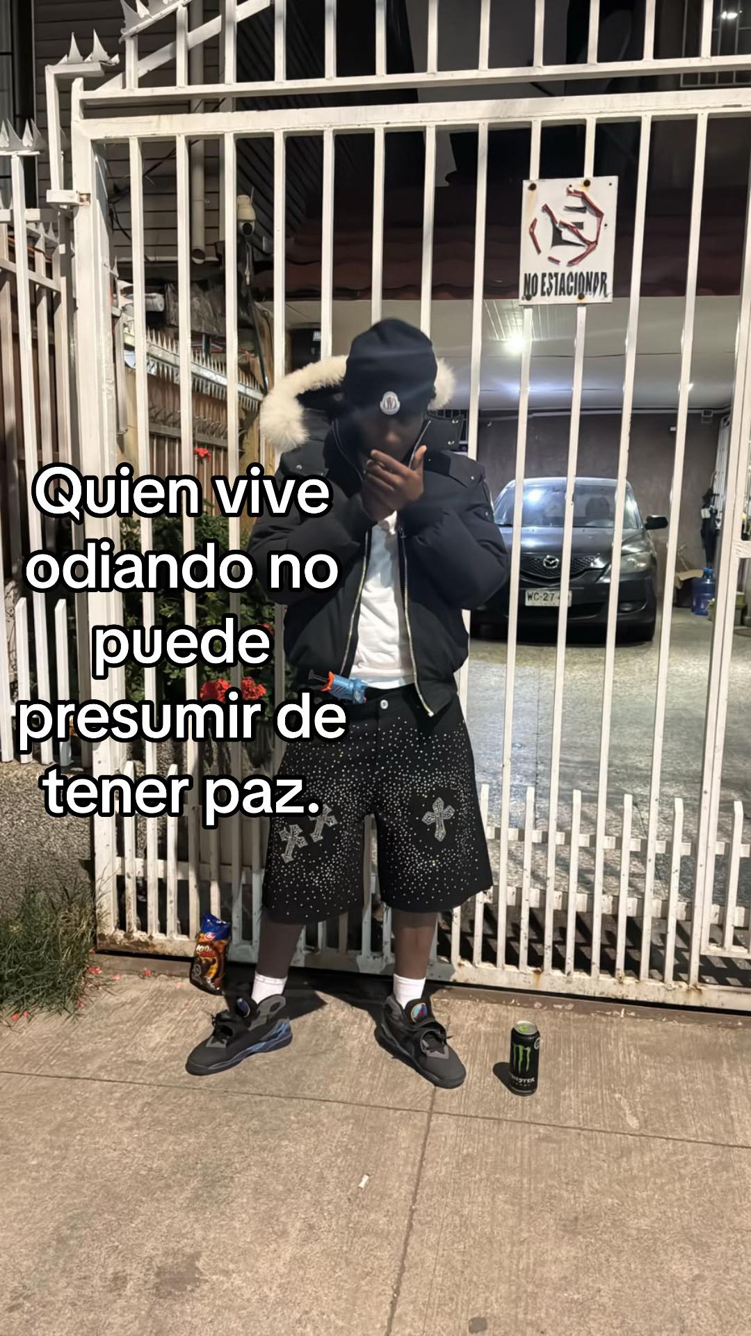 @Smokkey🦗