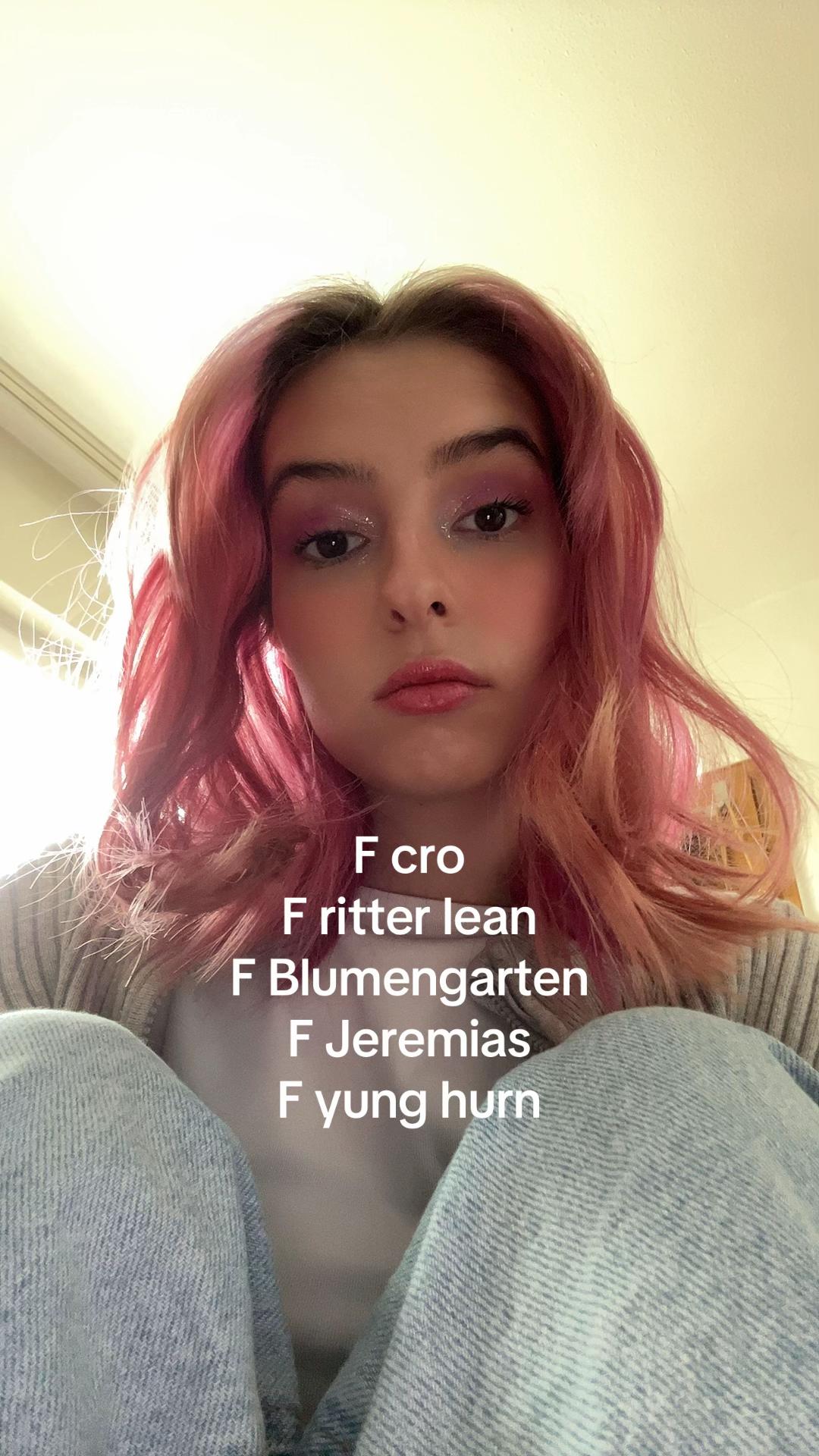 @Elina