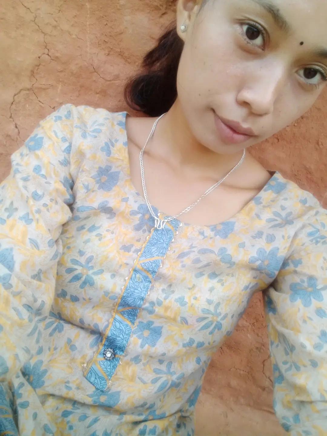 @Aneesha🖤