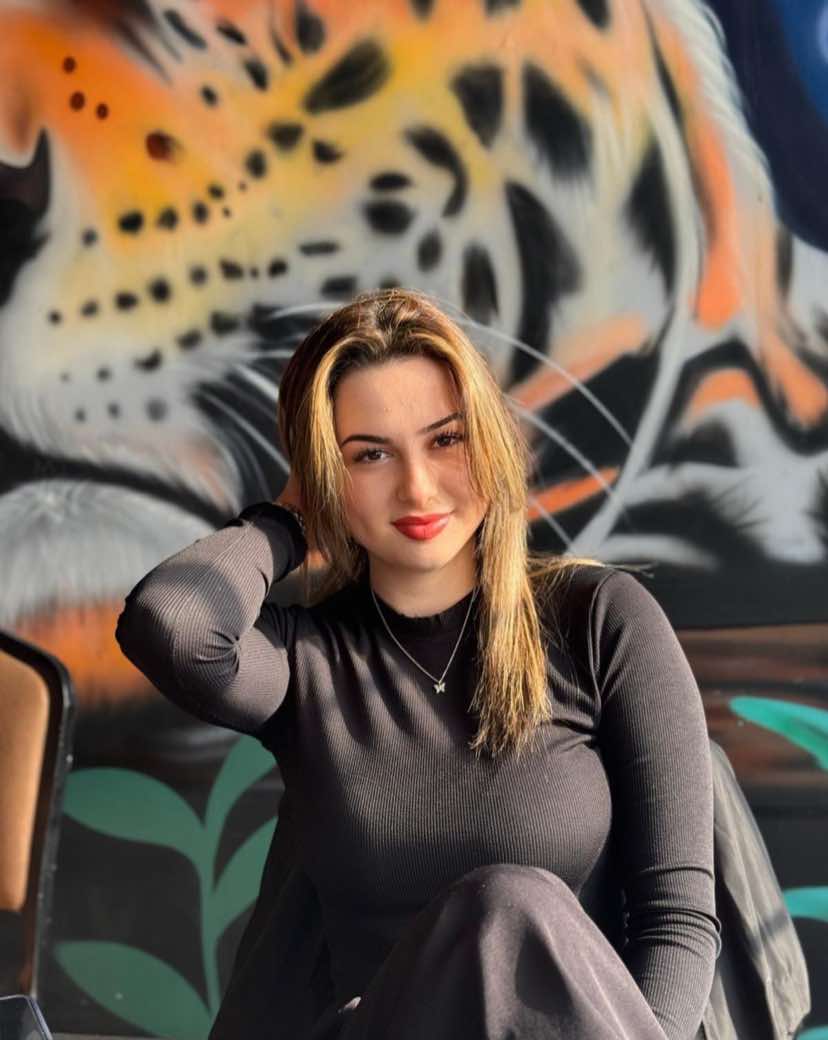 @G&uuml;lhan Baştuğ