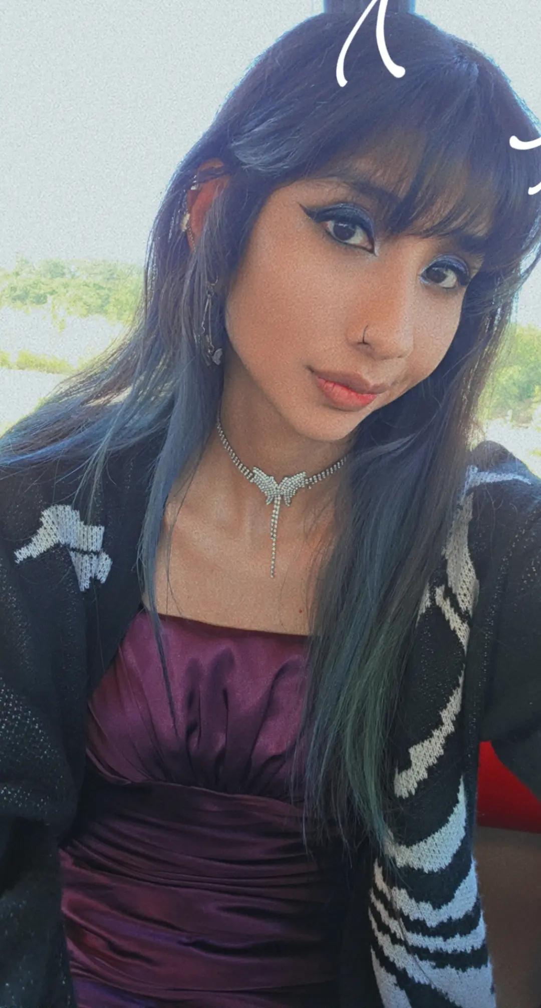 @//_^ Emo Doll //_^