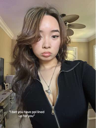 @nicole