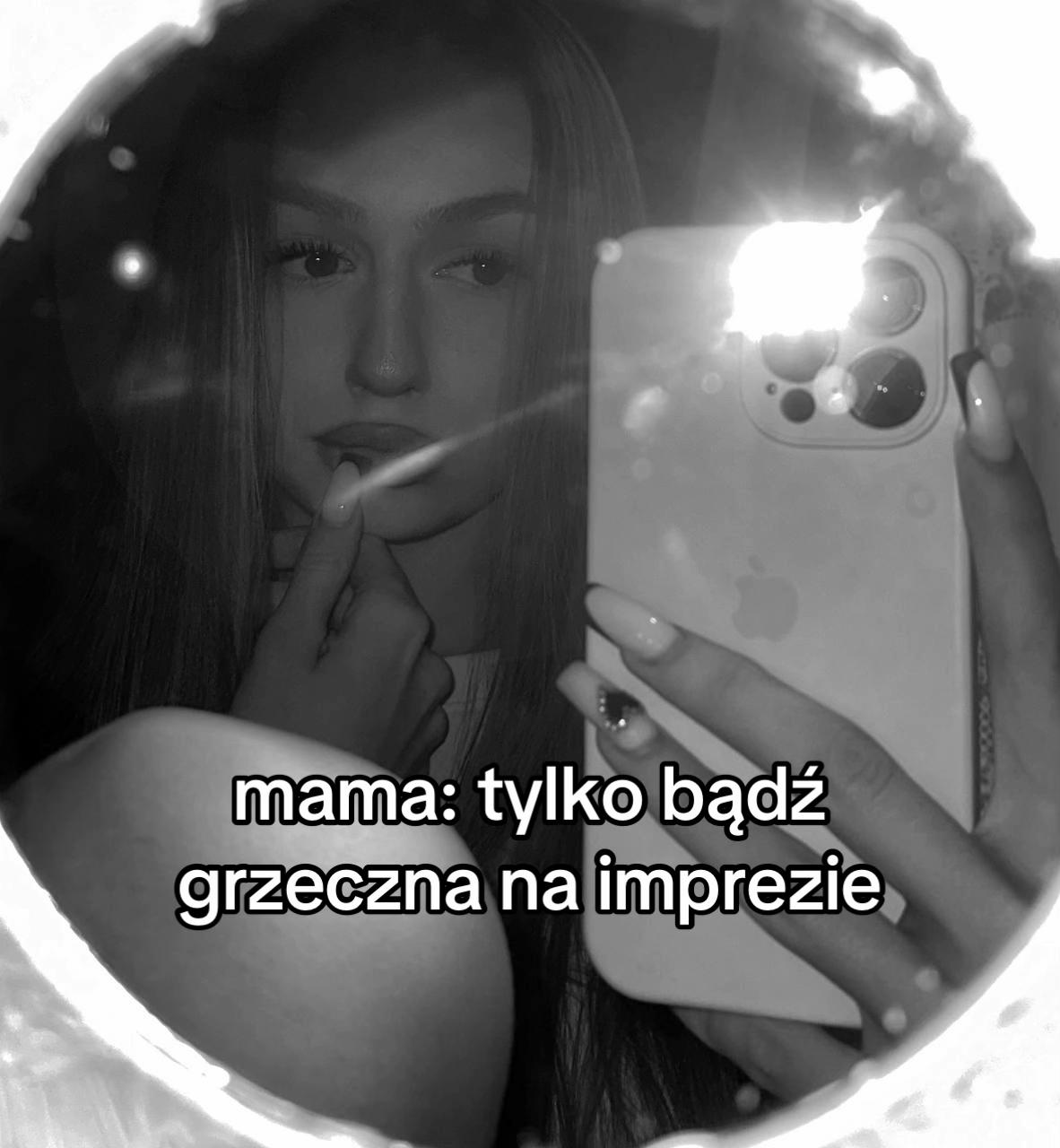 @julcia