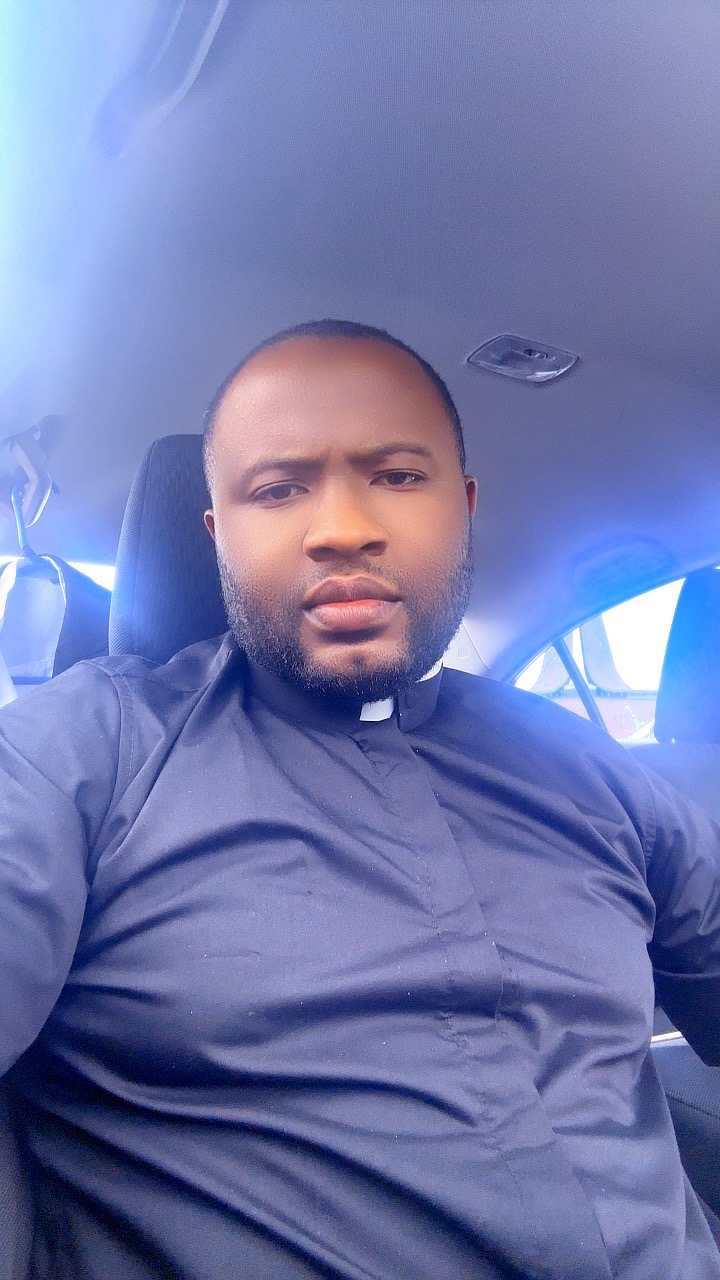@Favouredfatherfrank🇳🇬🇺🇸