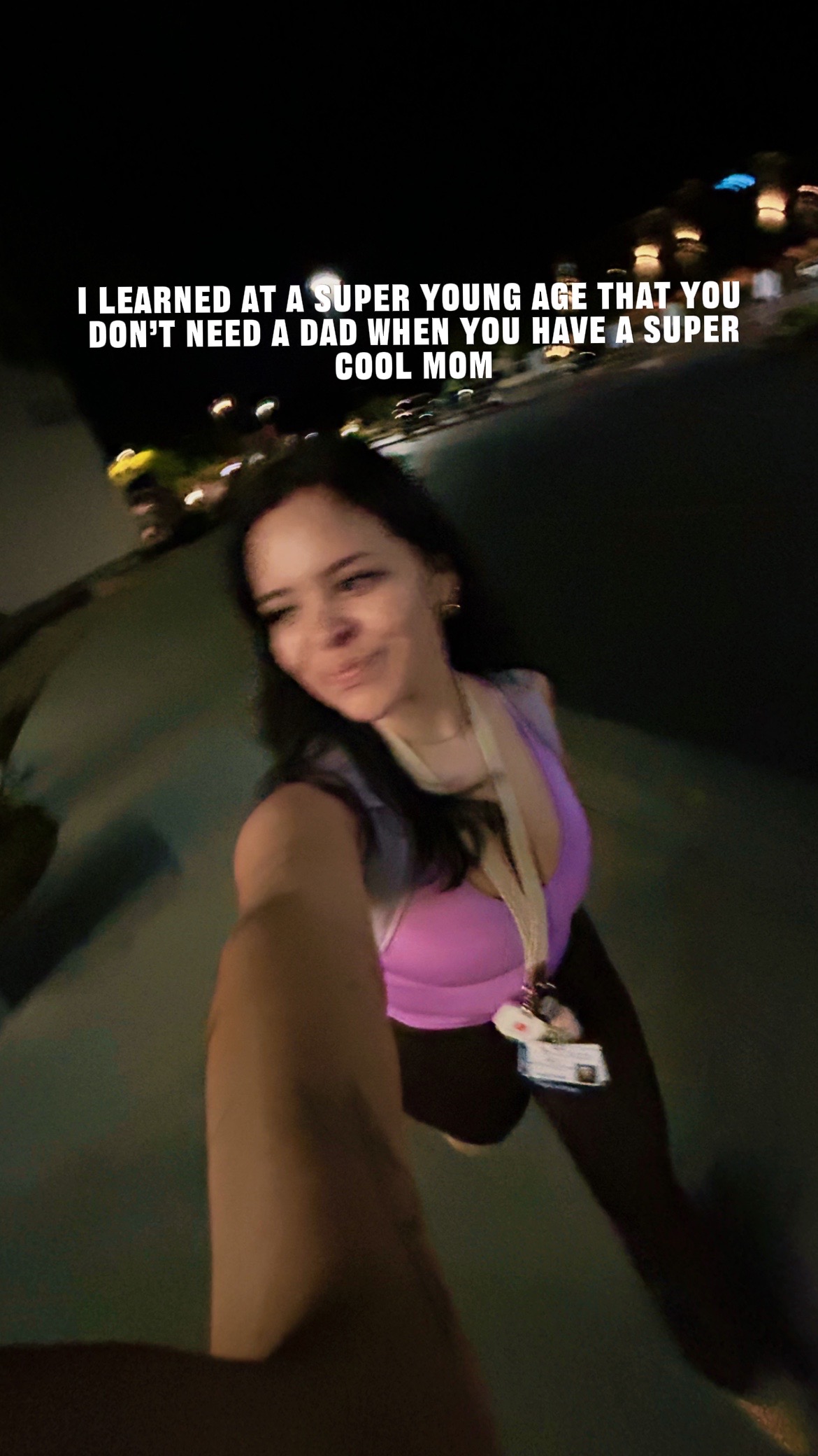 @🦦