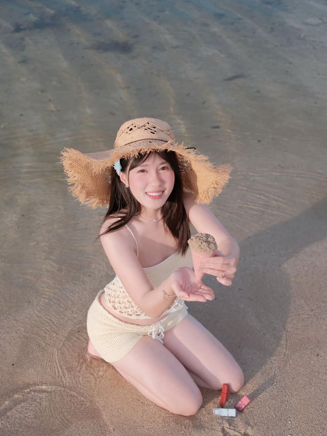 @Muối Bikini