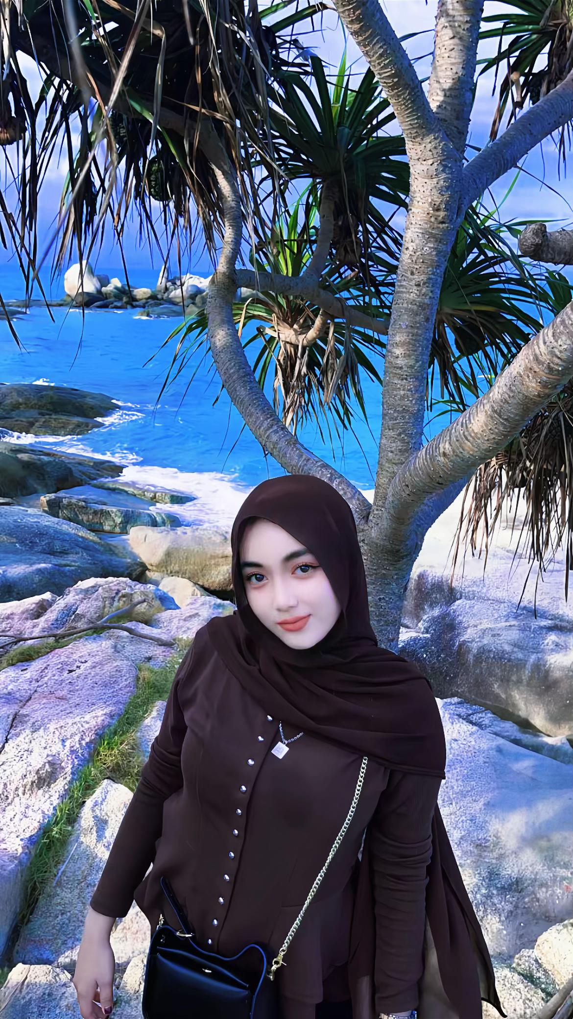 @𝑀𝑒𝓁𝑒𝓃𝒶