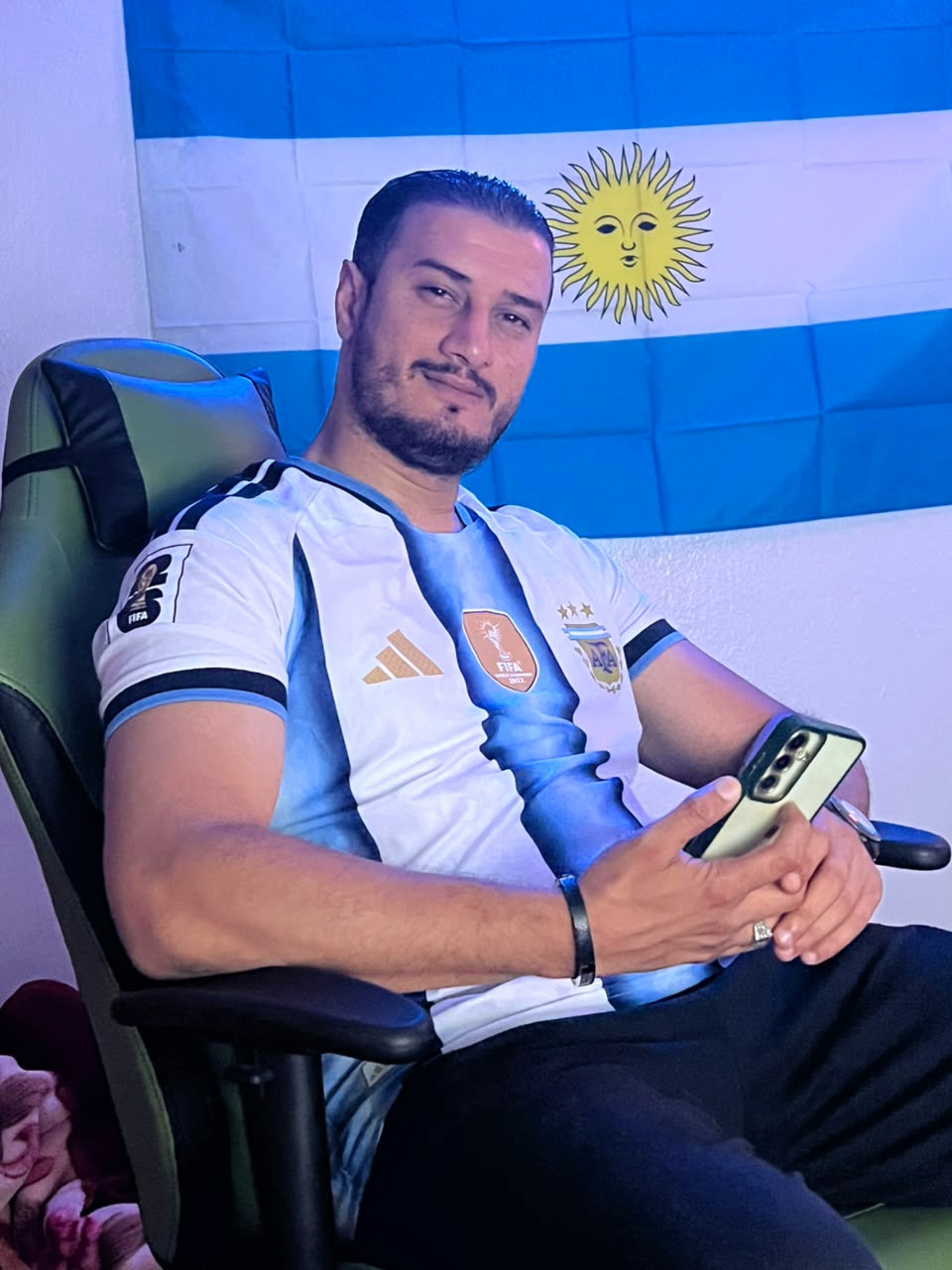 @الممثل أشرف العبيدي