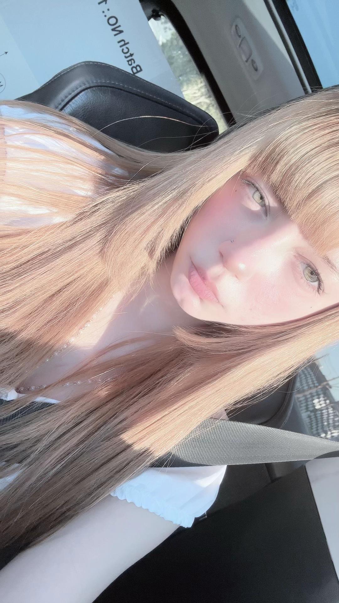 @𝑑𝑜𝑙𝑙