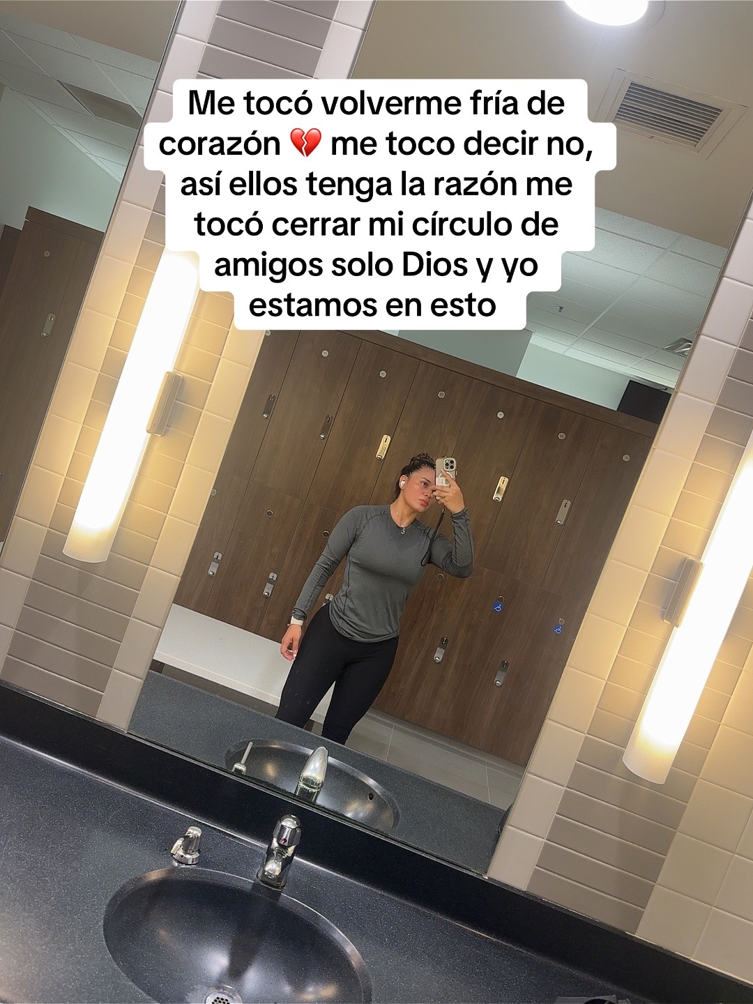 @AndreitaRamirez071🇨🇴🇨🇴