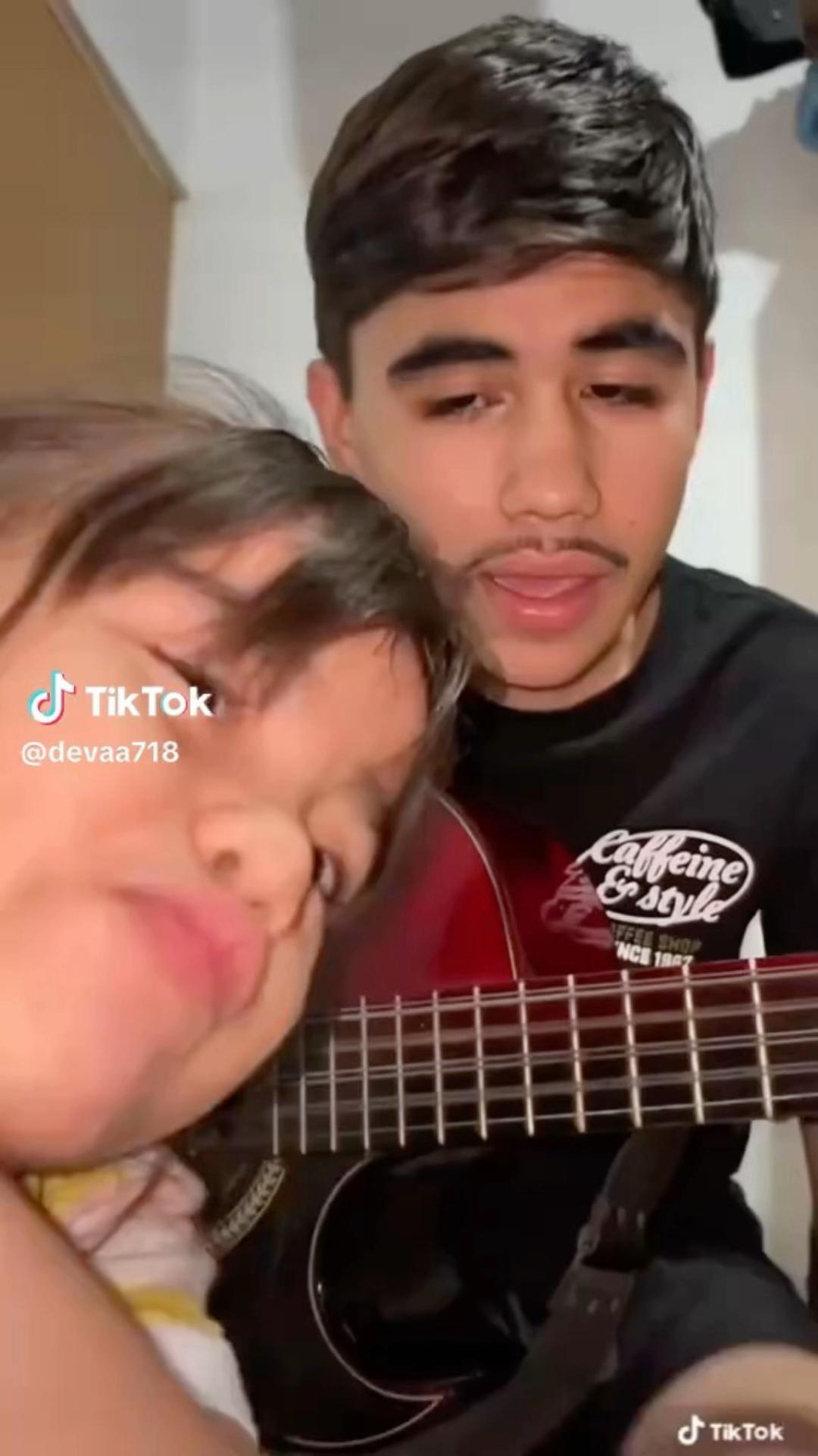 @Chocolate_