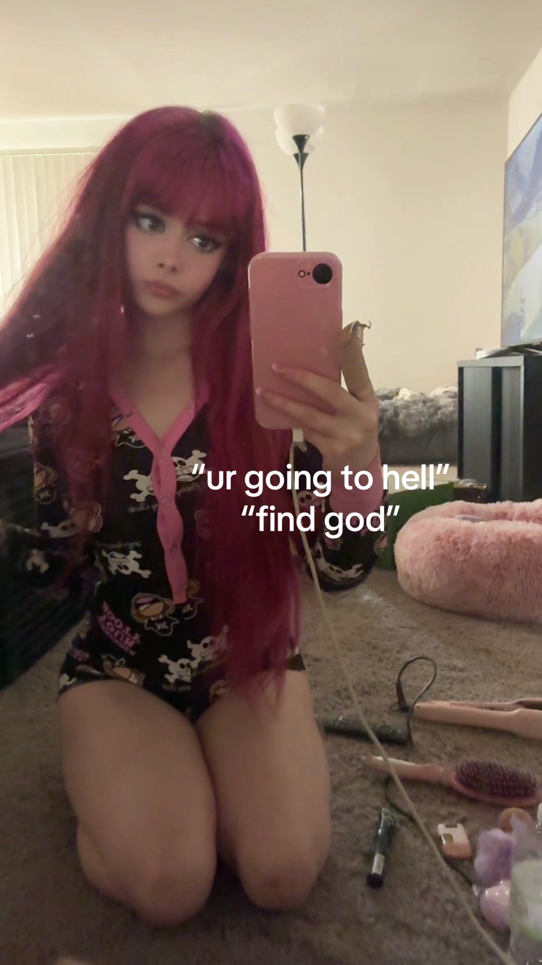 @🖤