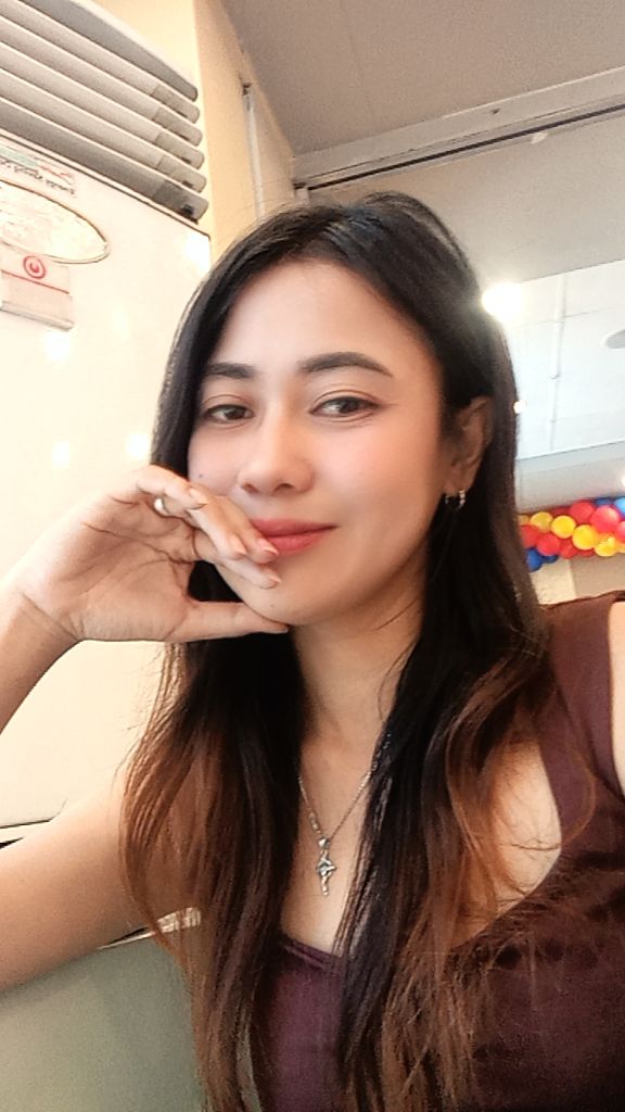 @Christine Reyes