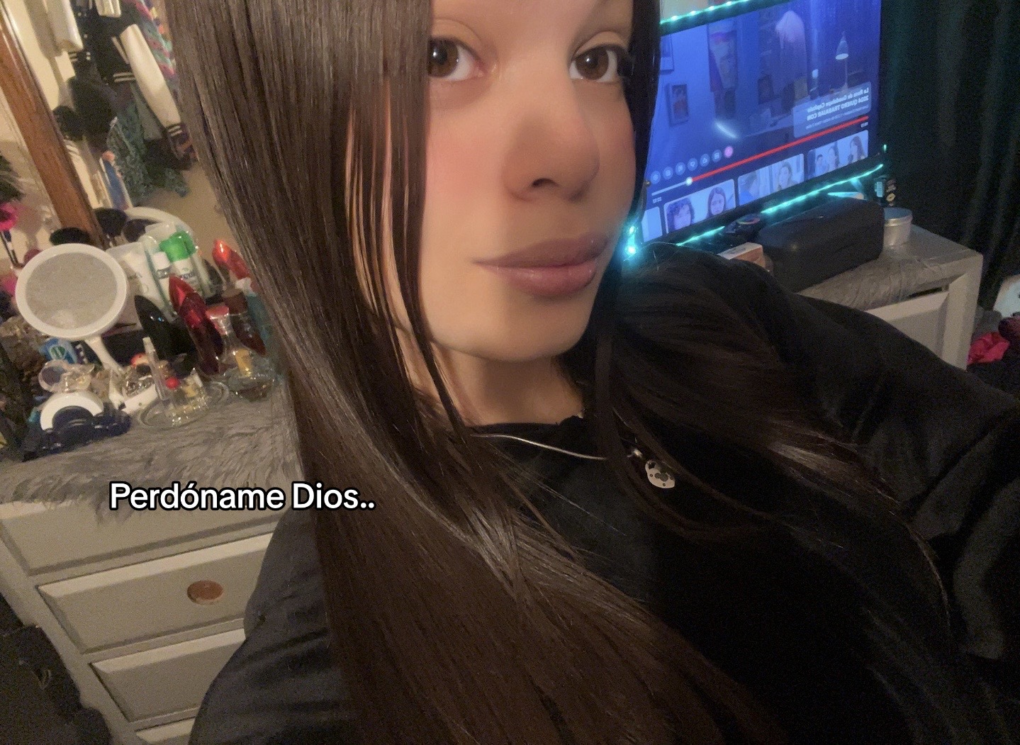 @👧🏻