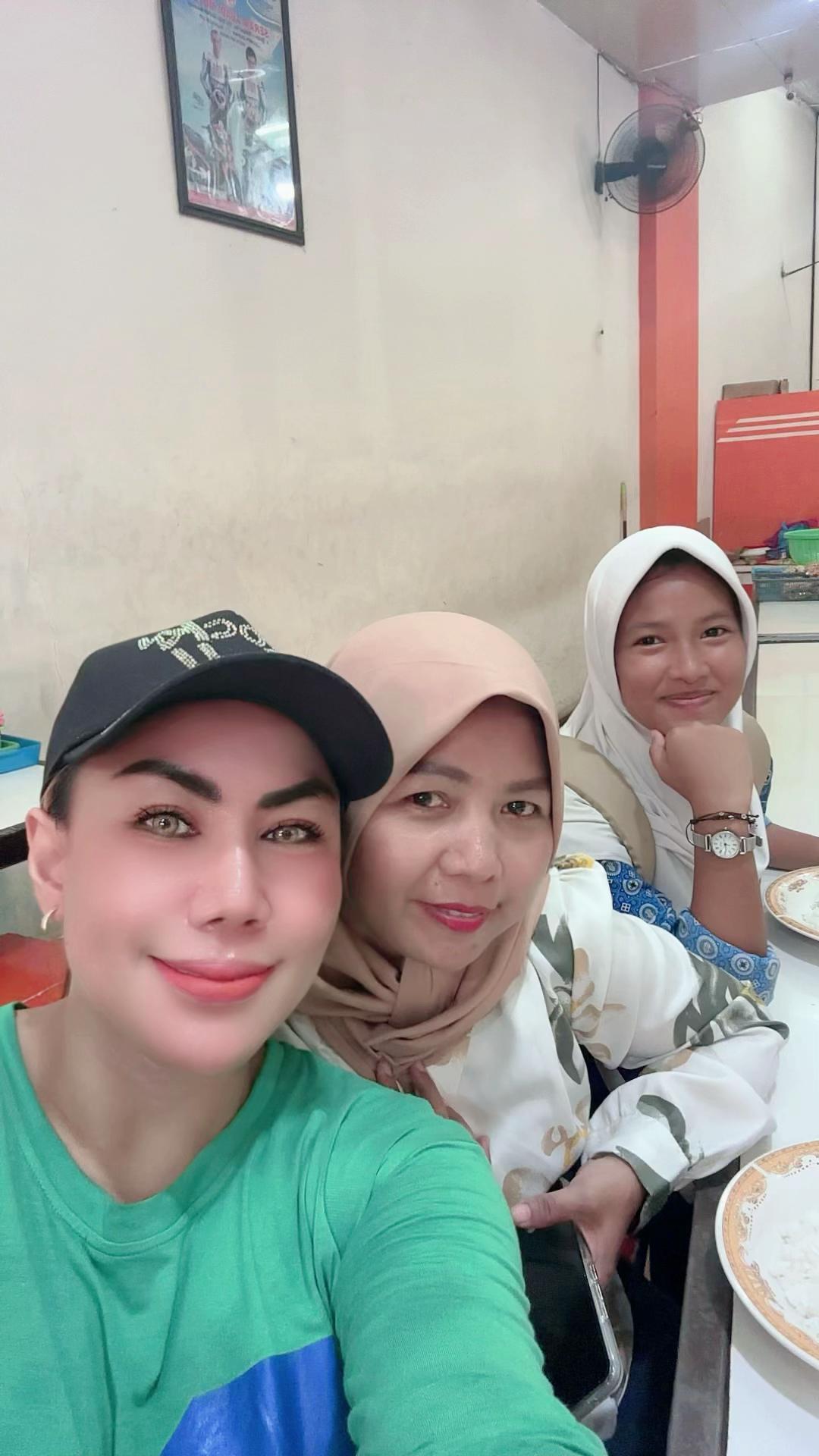 @Ayu Lestari Sari