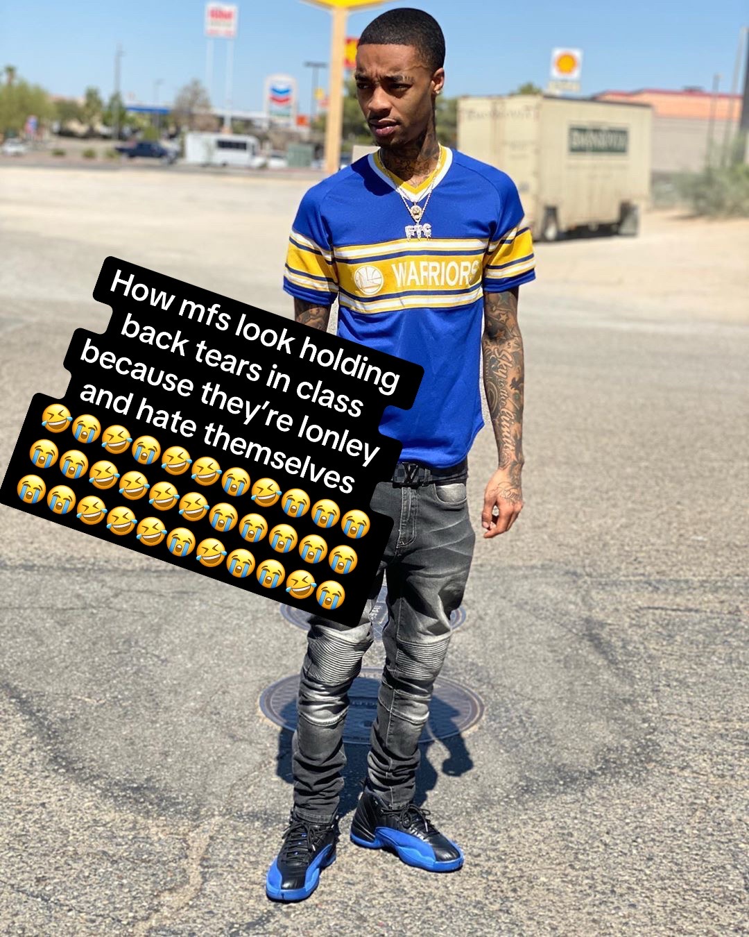@️