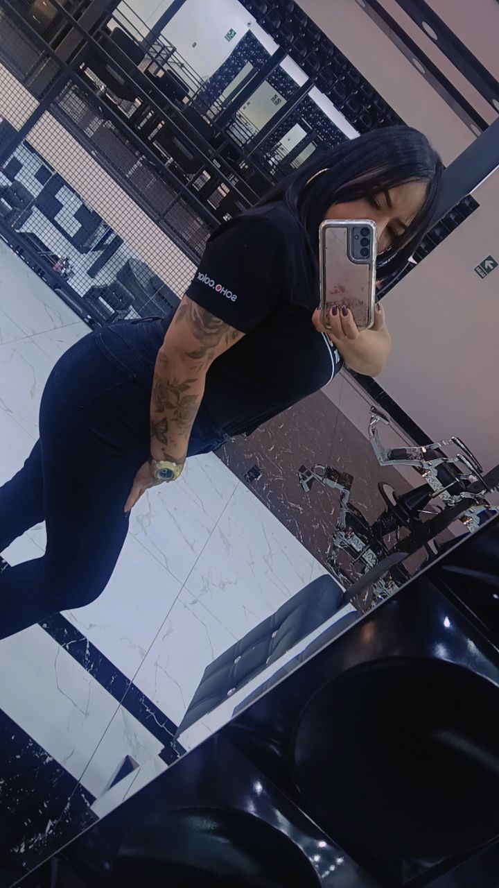 @gleidys Lady Barber