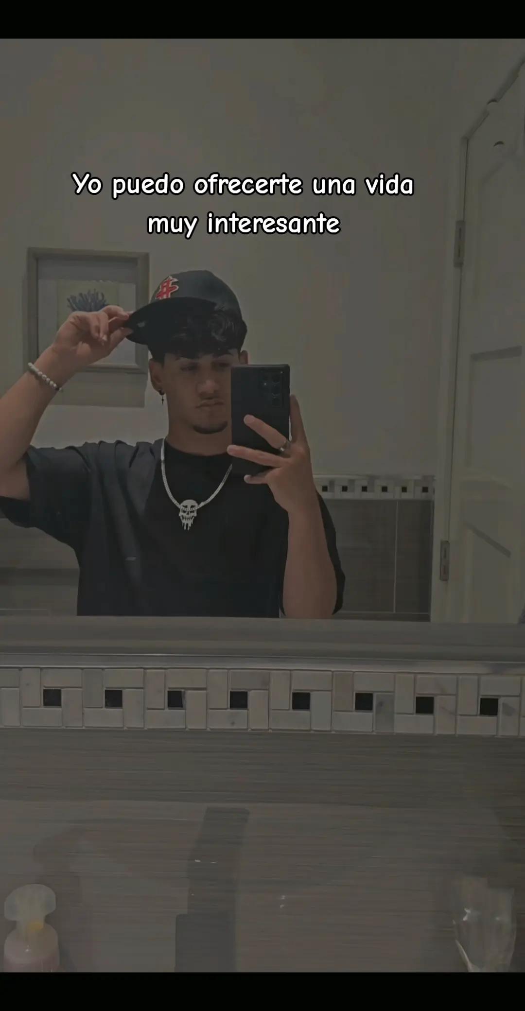 @𝑅𝑜𝑛𝑦𝑥__🎤⚡️