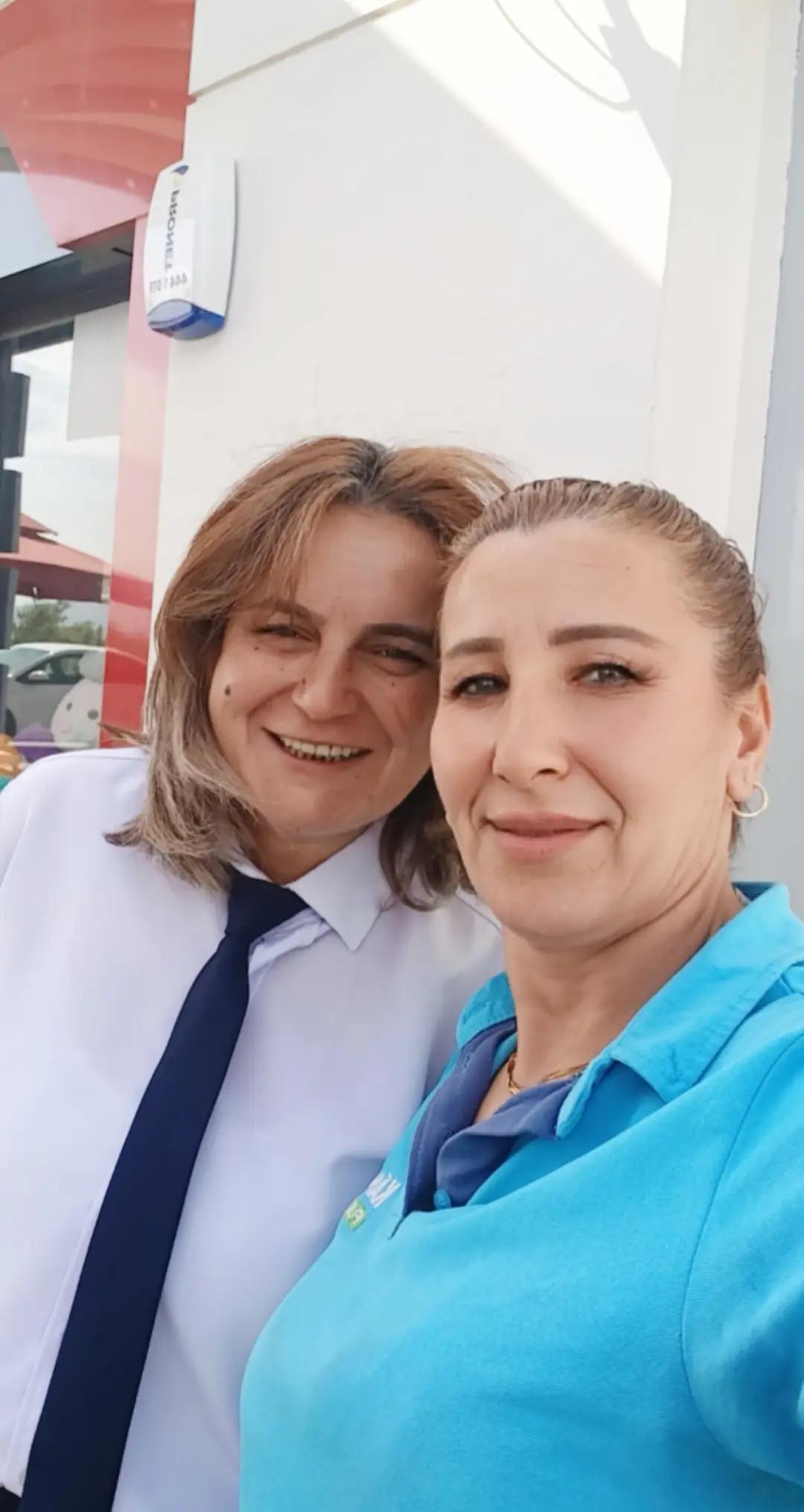 @emelııı