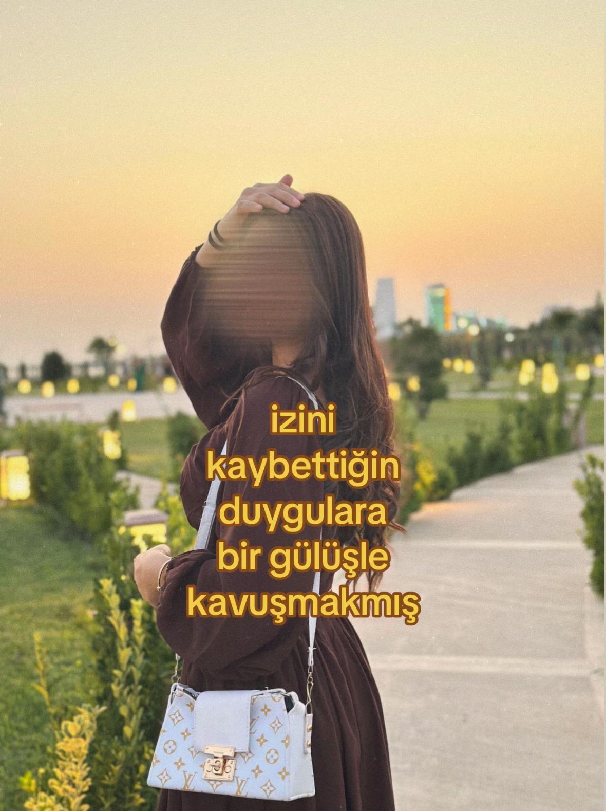 @𝓛𝓪́𝓵𝓮