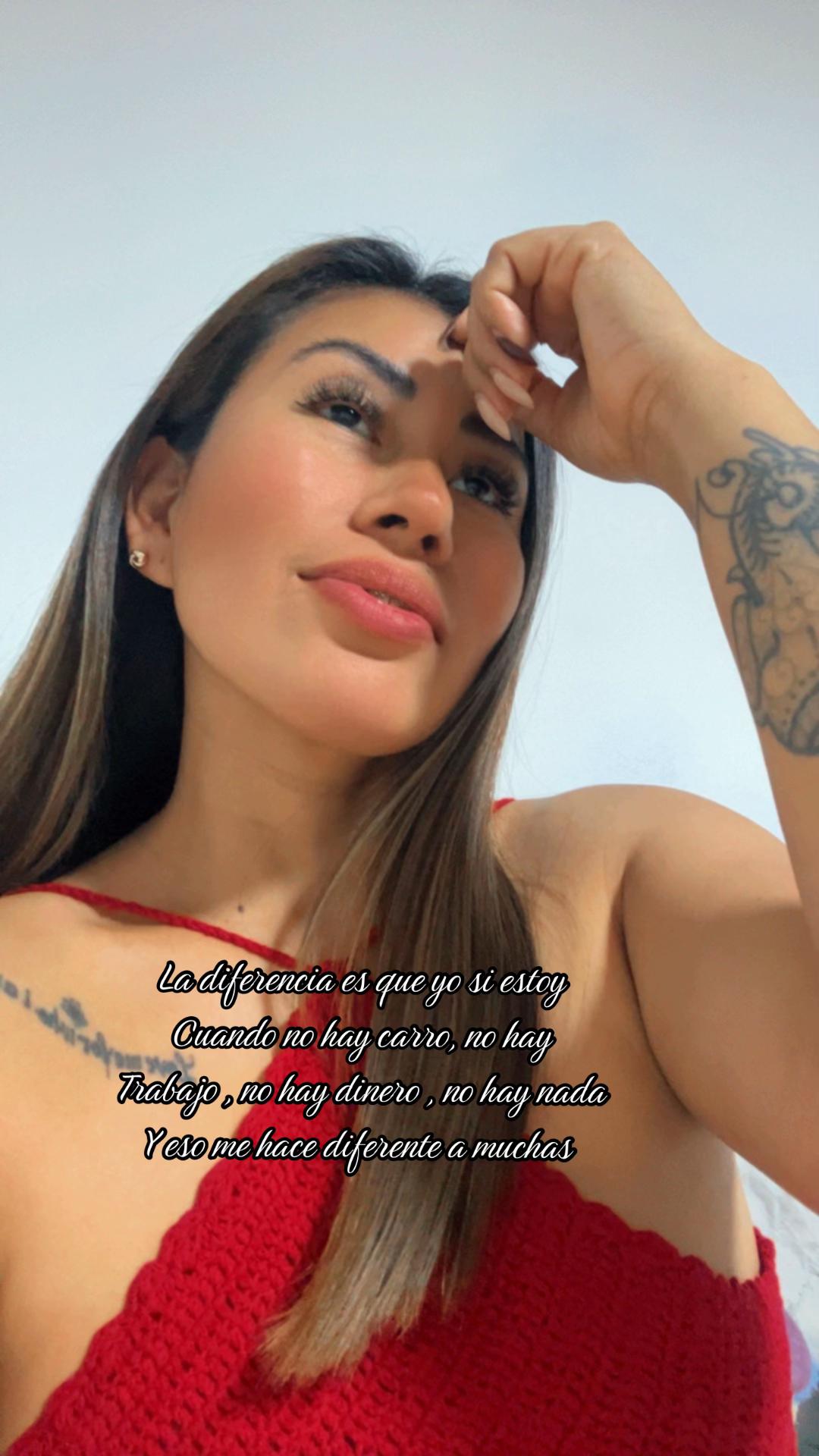 @𝐍𝐚𝐲💋🦉