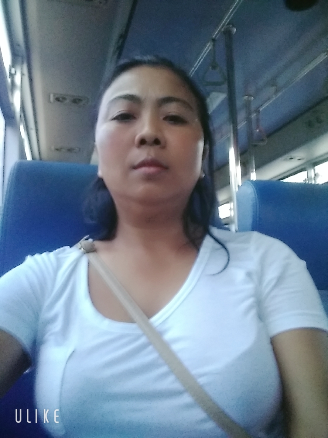 @ឡាញ់ សារុំ