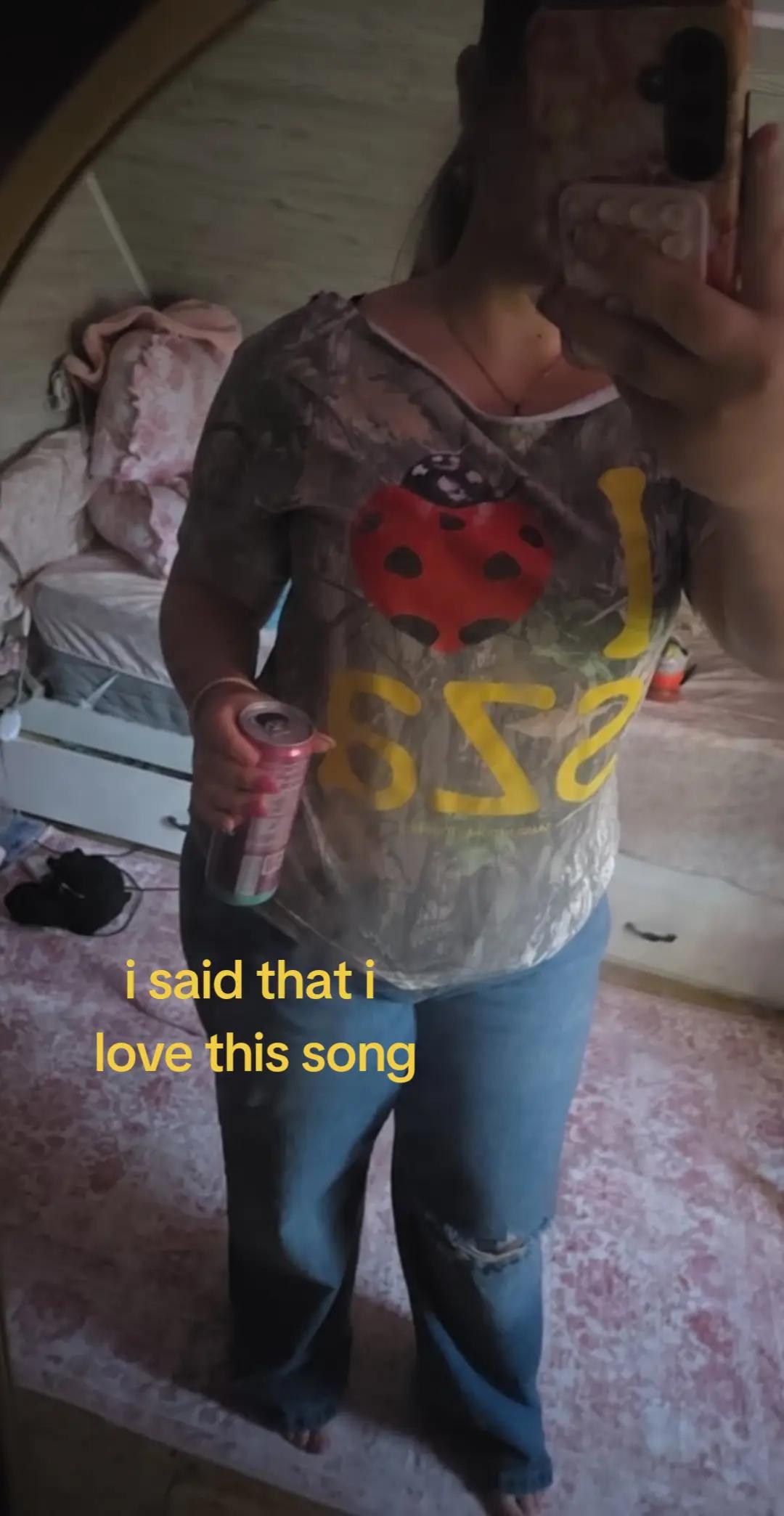 @🎧