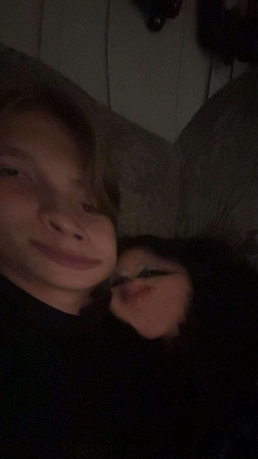 @qskyy