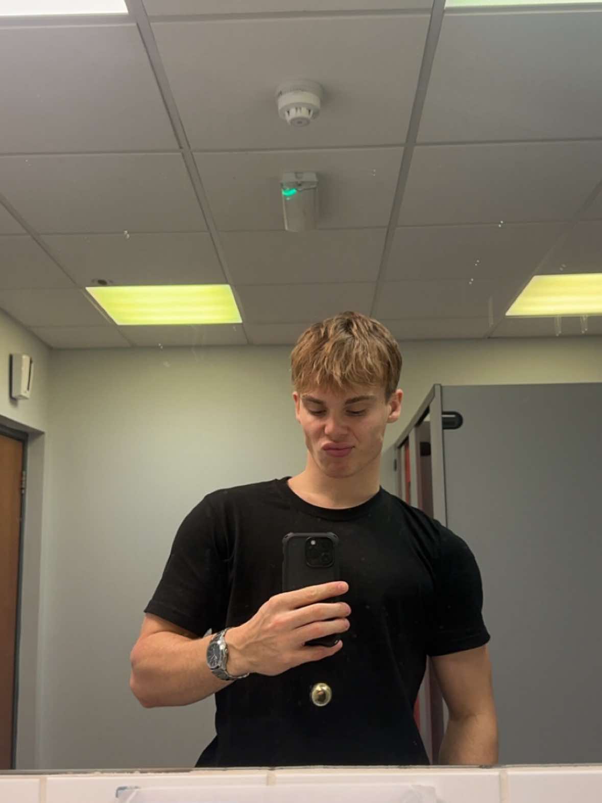 @Chrissu