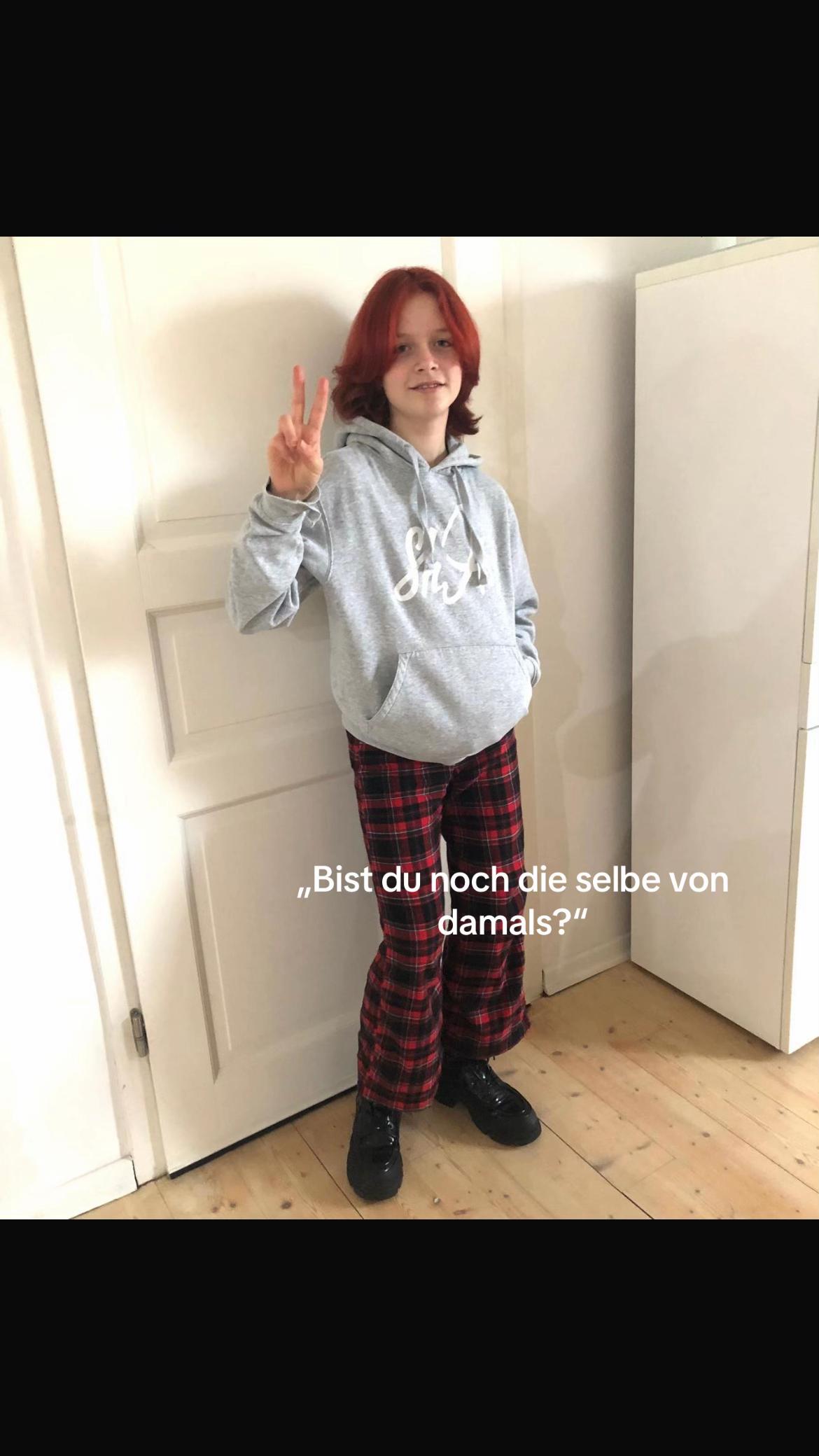 @Jule⭐️