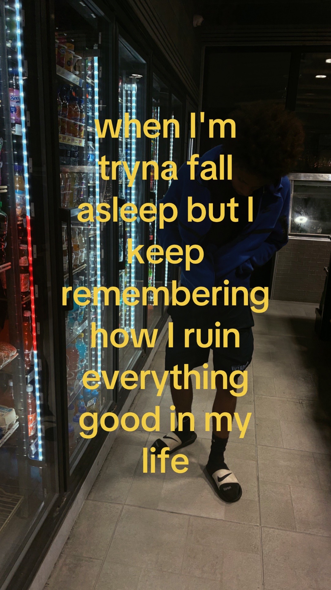 @⃟