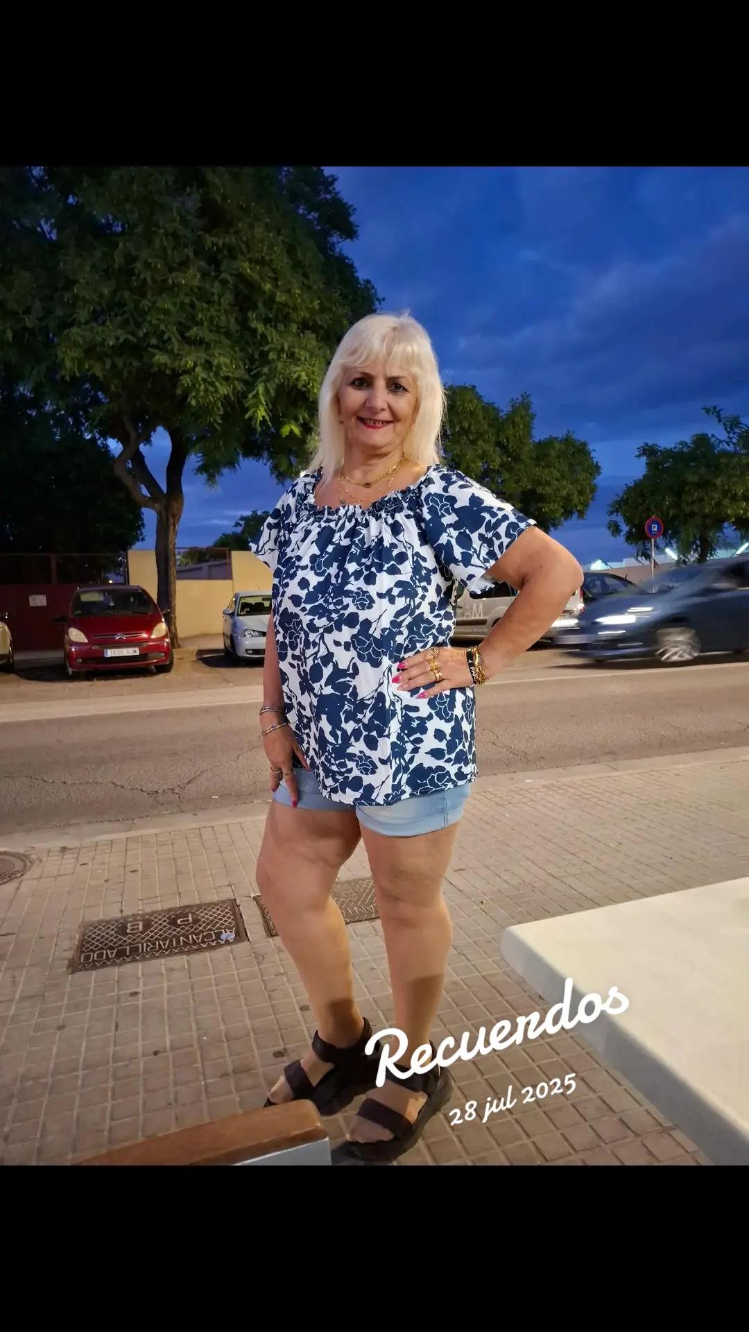 @toñi