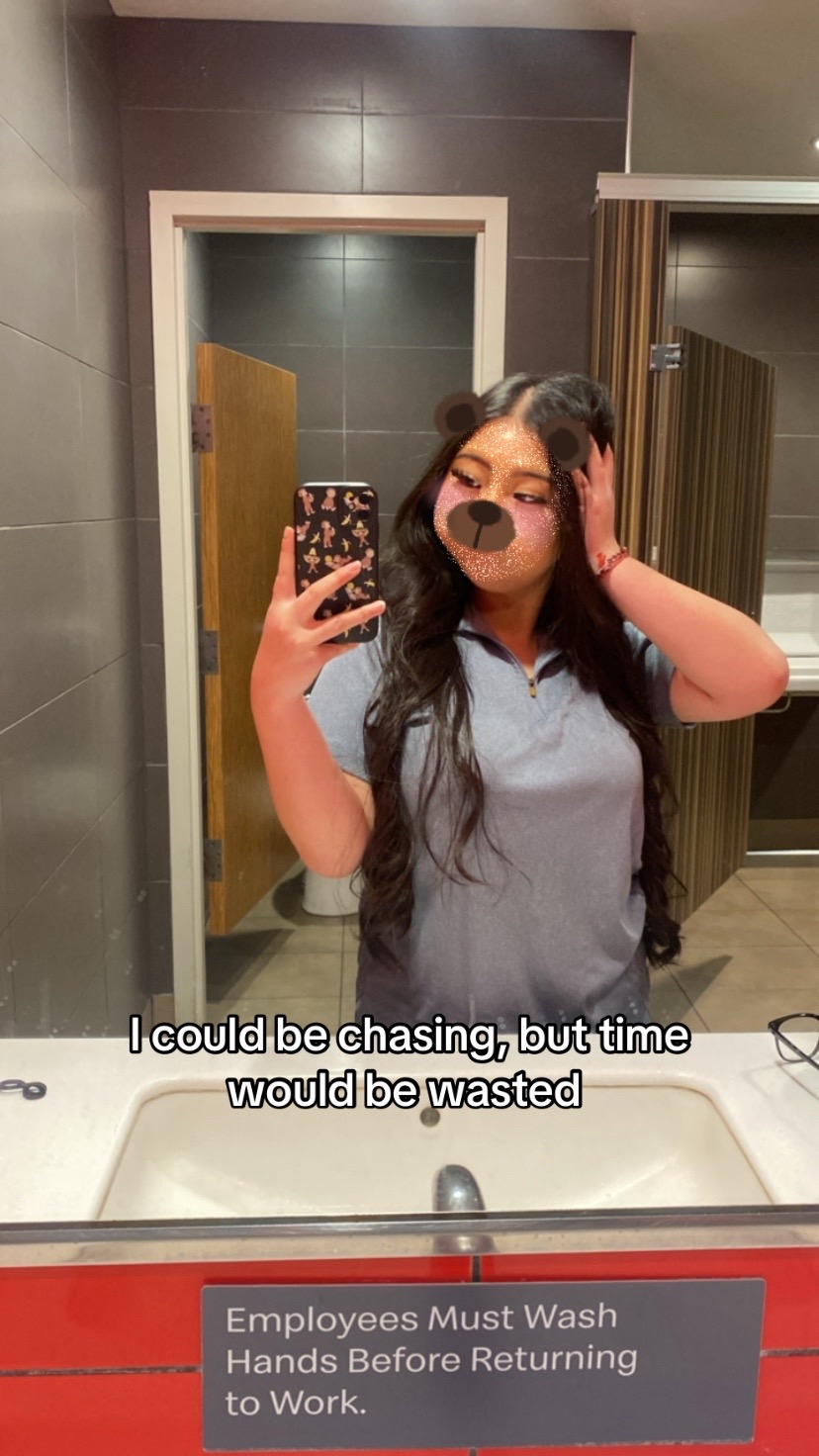 @aleenaathao