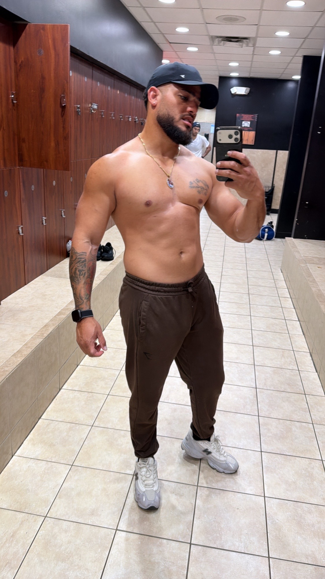 @_yurbaez
