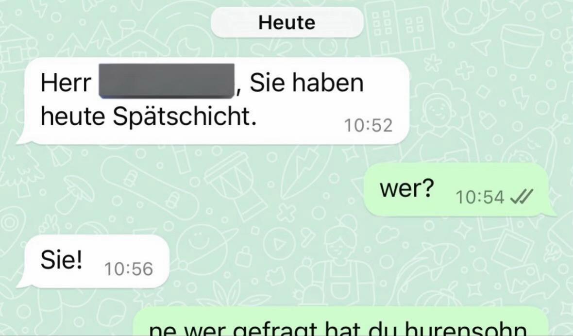 @✱