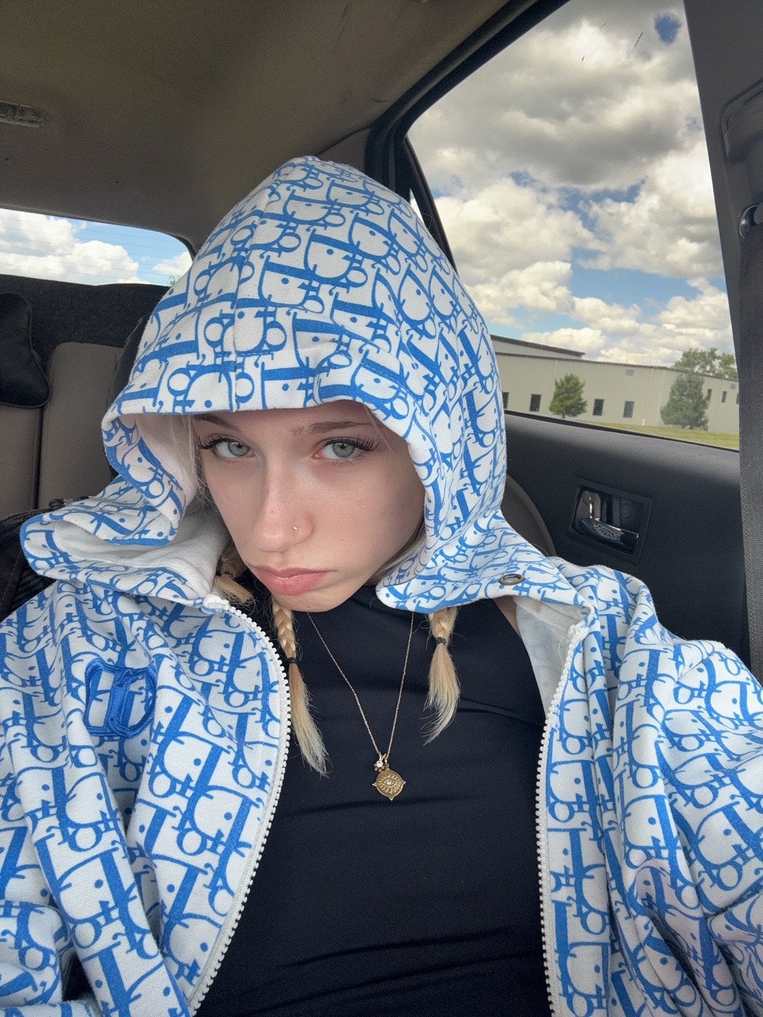 @BRIZZY 🥶