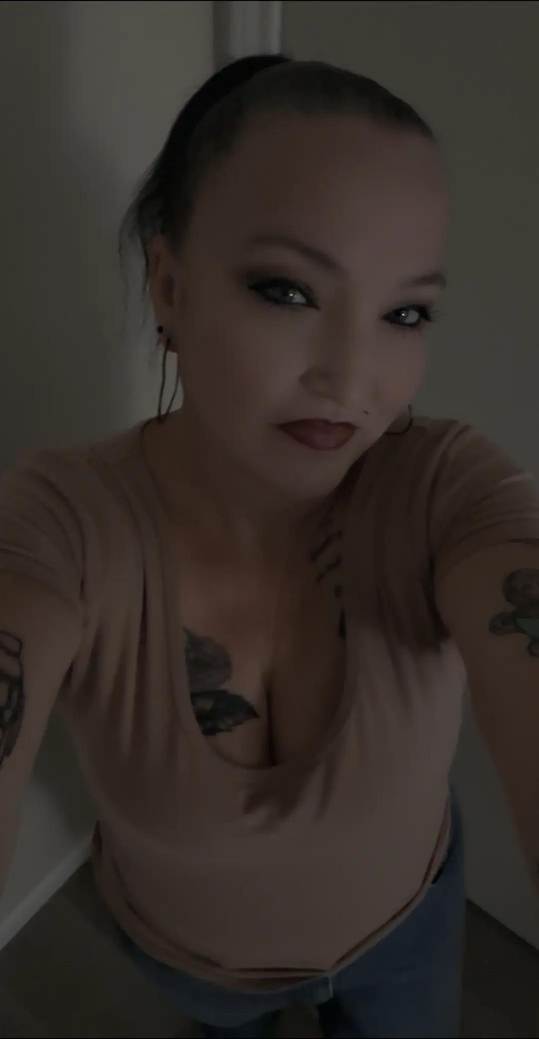 @Queen bitch