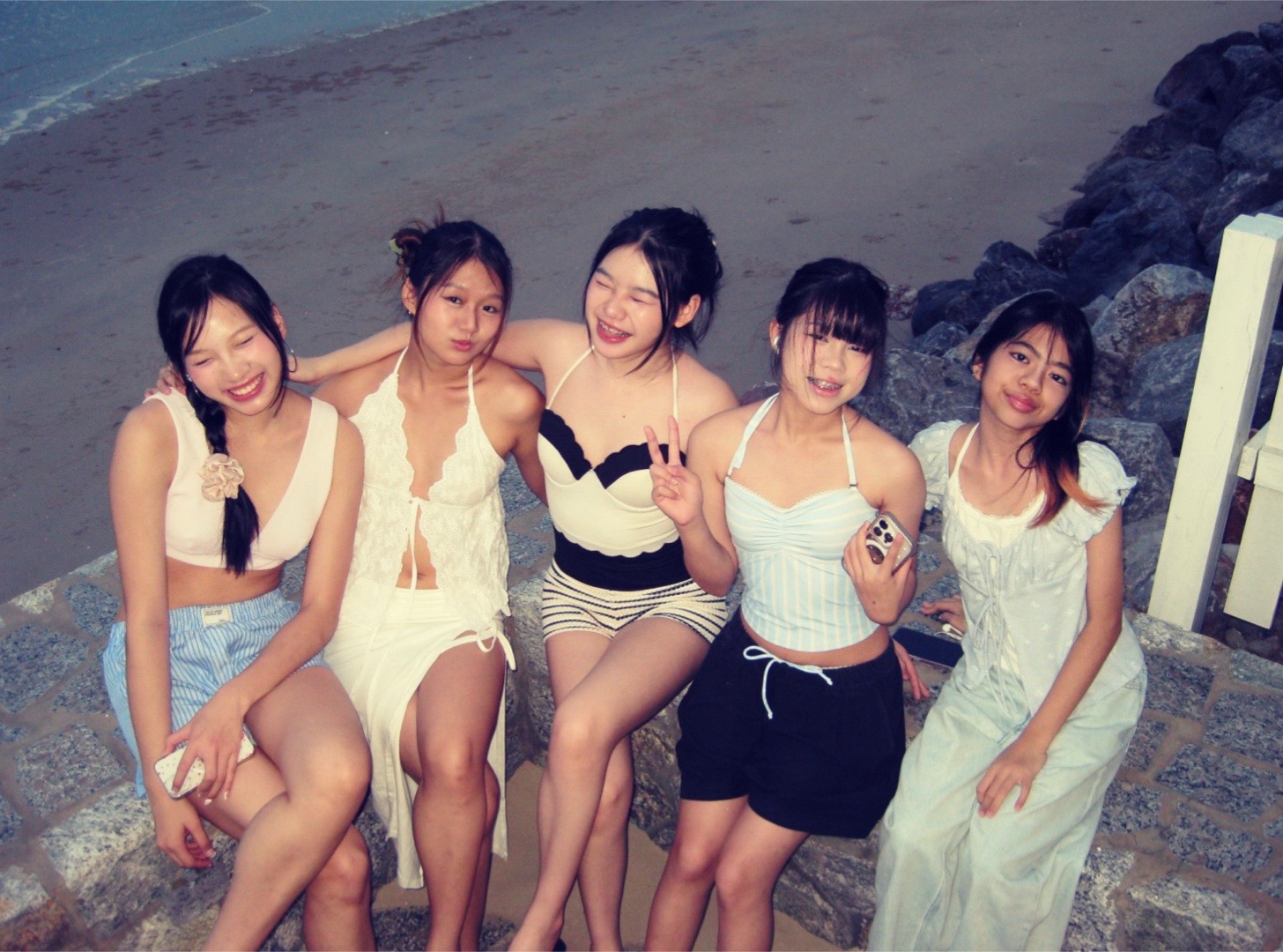 @meawtang