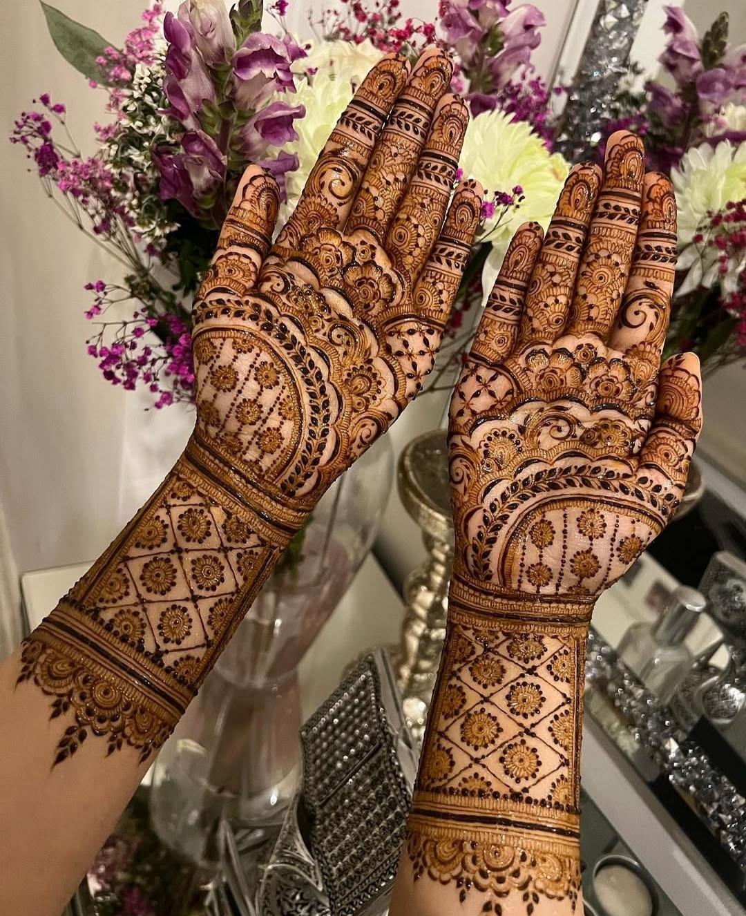 @Sayba's Henna Artistry