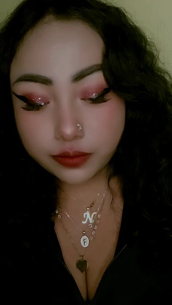 @❤️🔥🦄ᶜʰⁱⁿᵃ Bb 👑♑️🦋
