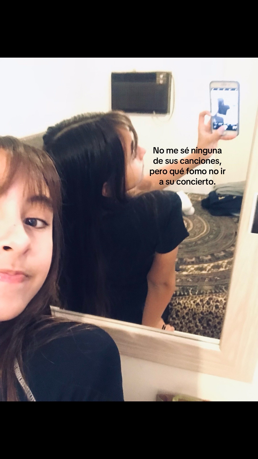 @Ximena González